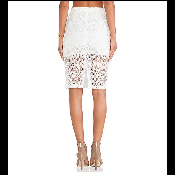 [LOVERS+ FRIENDS] Lace Crop Top & Skirt Set - Picture 6 of 15